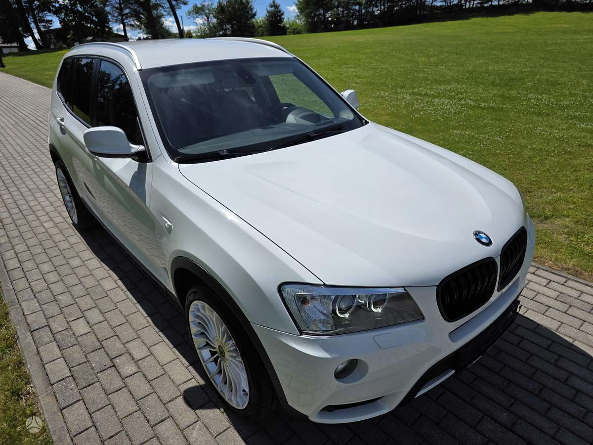 BMW X3, 3.0 l., off-road / crossover