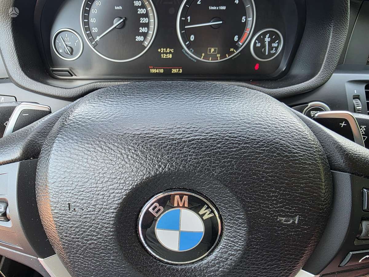 BMW X3, 3.0 l., off-road / crossover