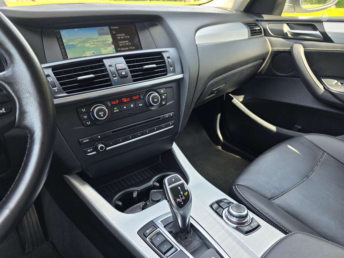 BMW X3, 3.0 l., off-road / crossover