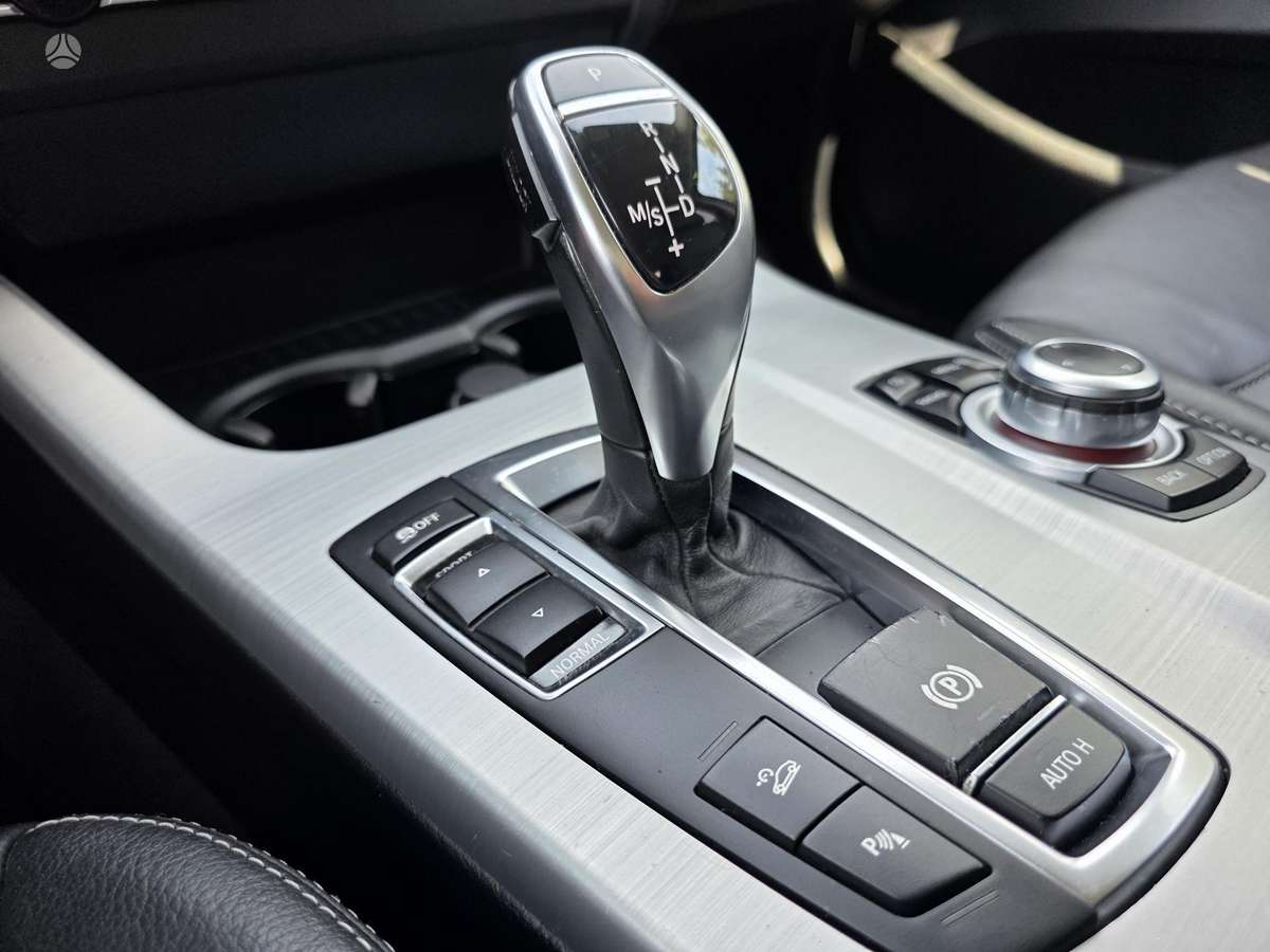 BMW X3, 3.0 l., off-road / crossover