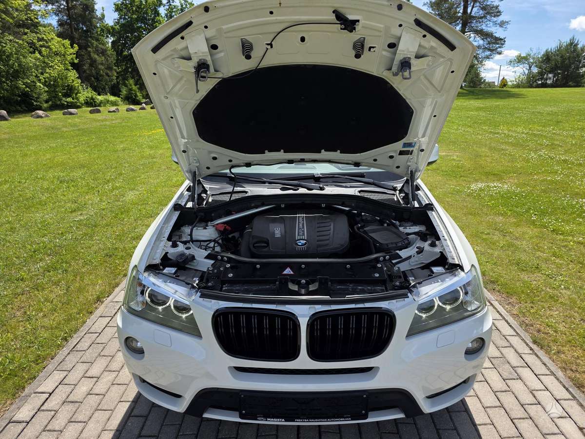 BMW X3, 3.0 l., off-road / crossover