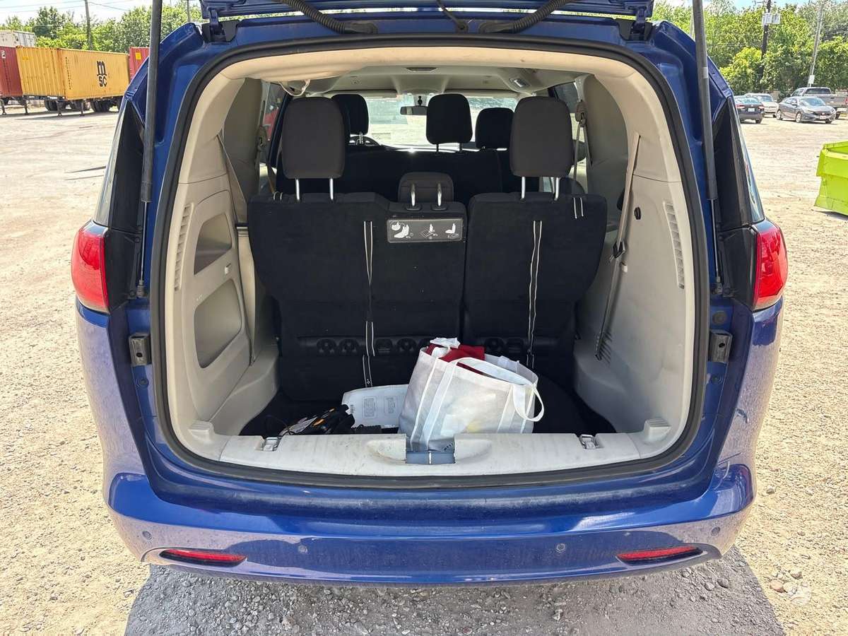 Chrysler Pacifica, 3.6 l., Минивэн