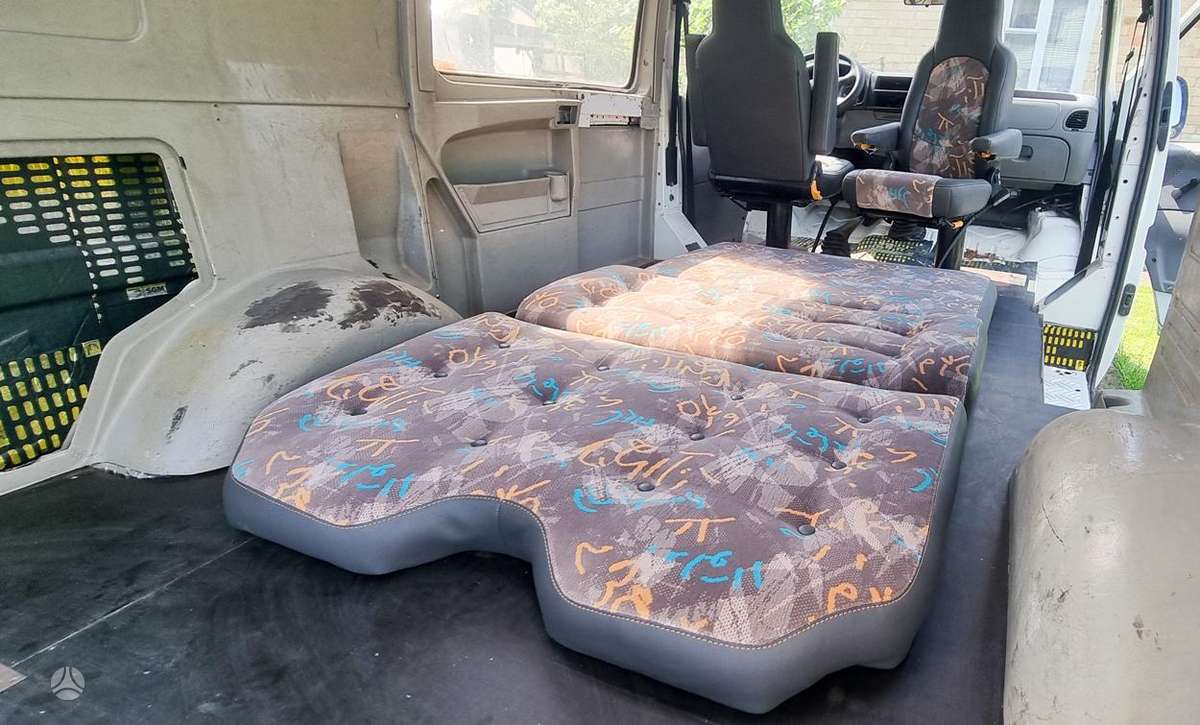 Ford Transit 100s, туристическиe автомобили