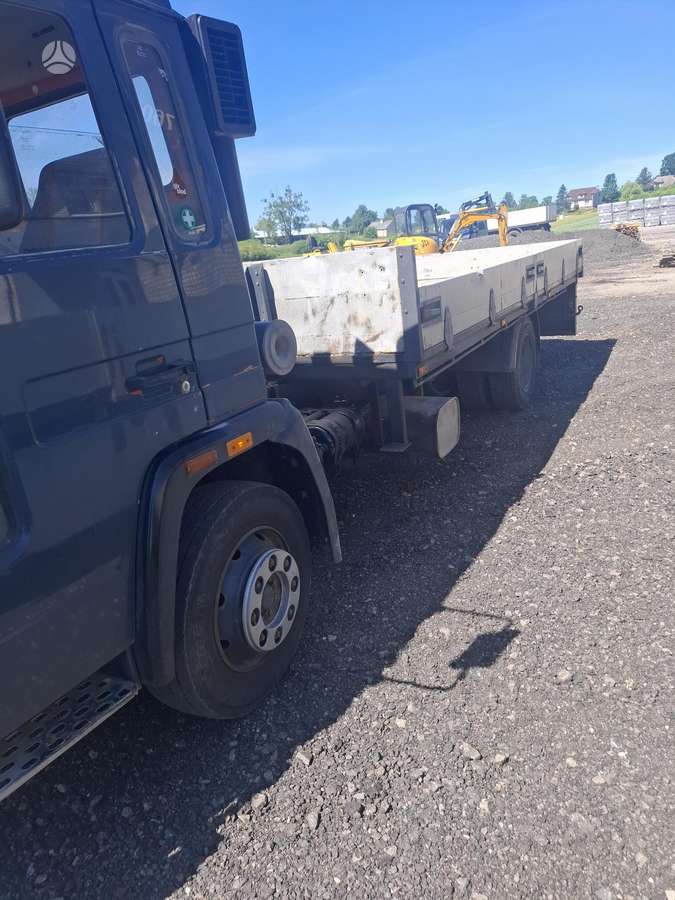 Volvo Fl6, dropside trucks