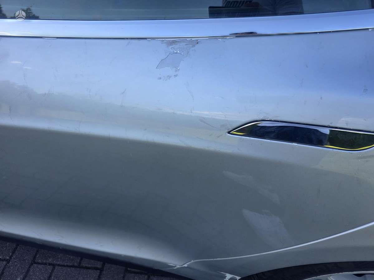 Tesla Model S, 85 kWh, hatchback