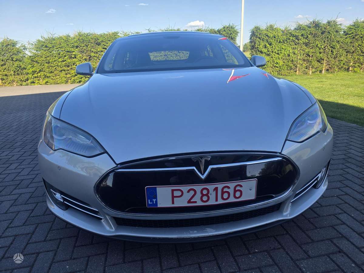 Tesla Model S, 85 kWh, hatchback