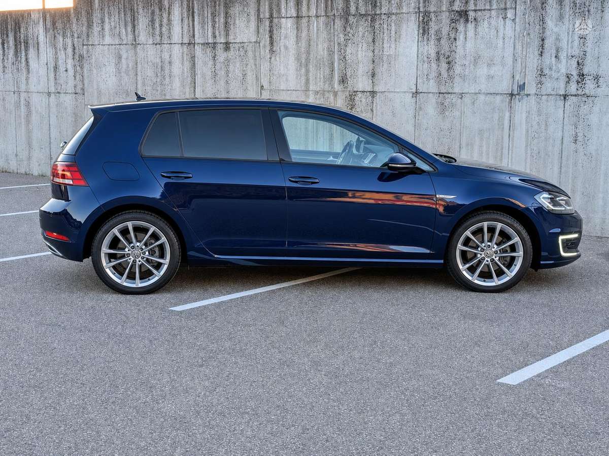 Volkswagen Golf, hatchback