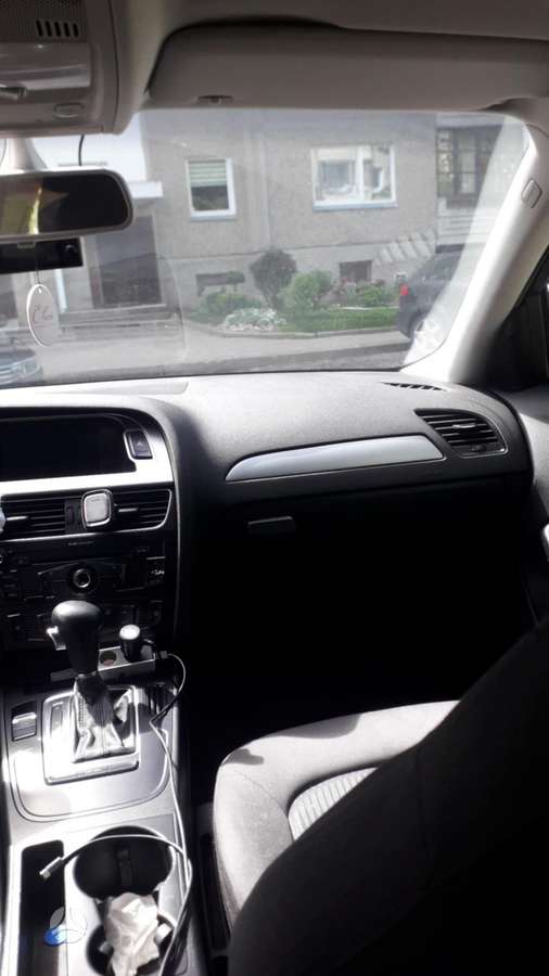 Audi A4, 2.7 l., Седан