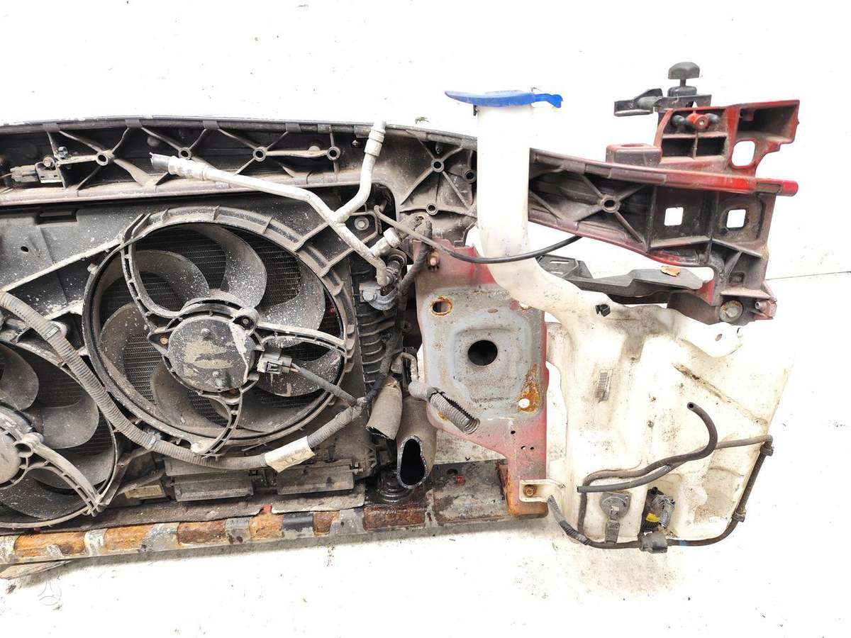 Ford Mondeo hood (front, rear)