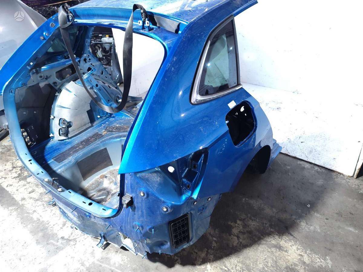 Skoda Scala hood (front, rear)