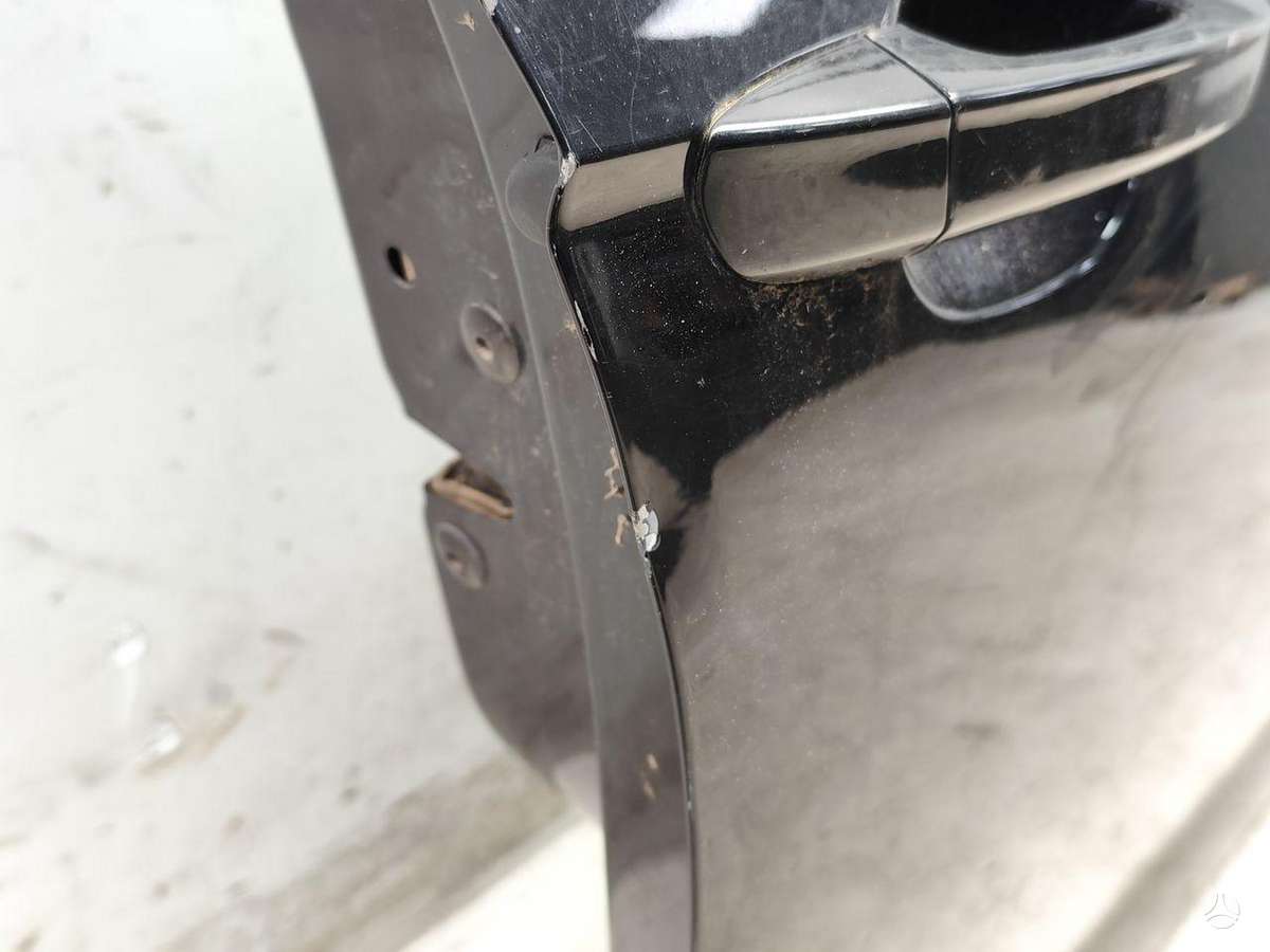 Volkswagen Polo doors