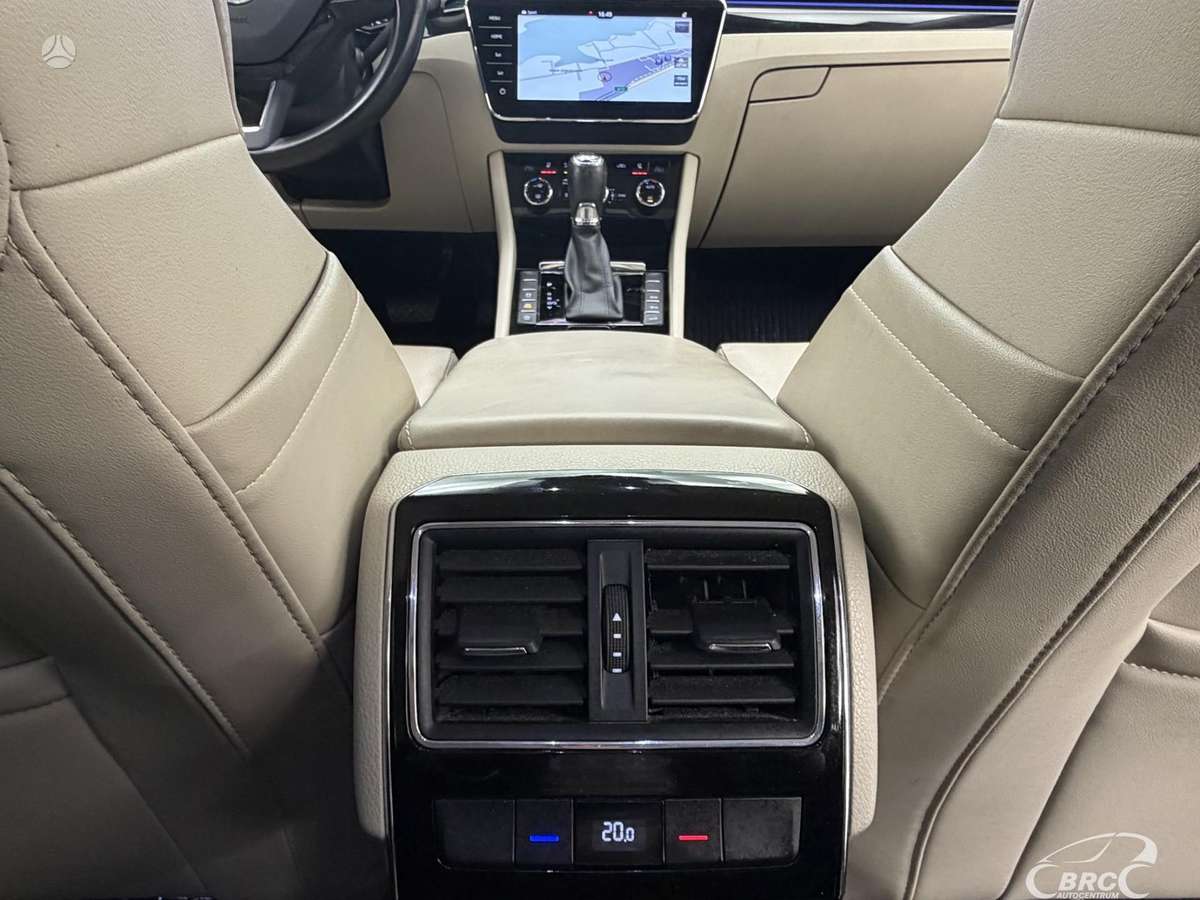 Skoda Superb, 2.0 l., Универсал