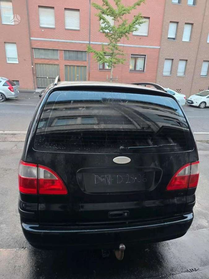 Ford Galaxy dalimis