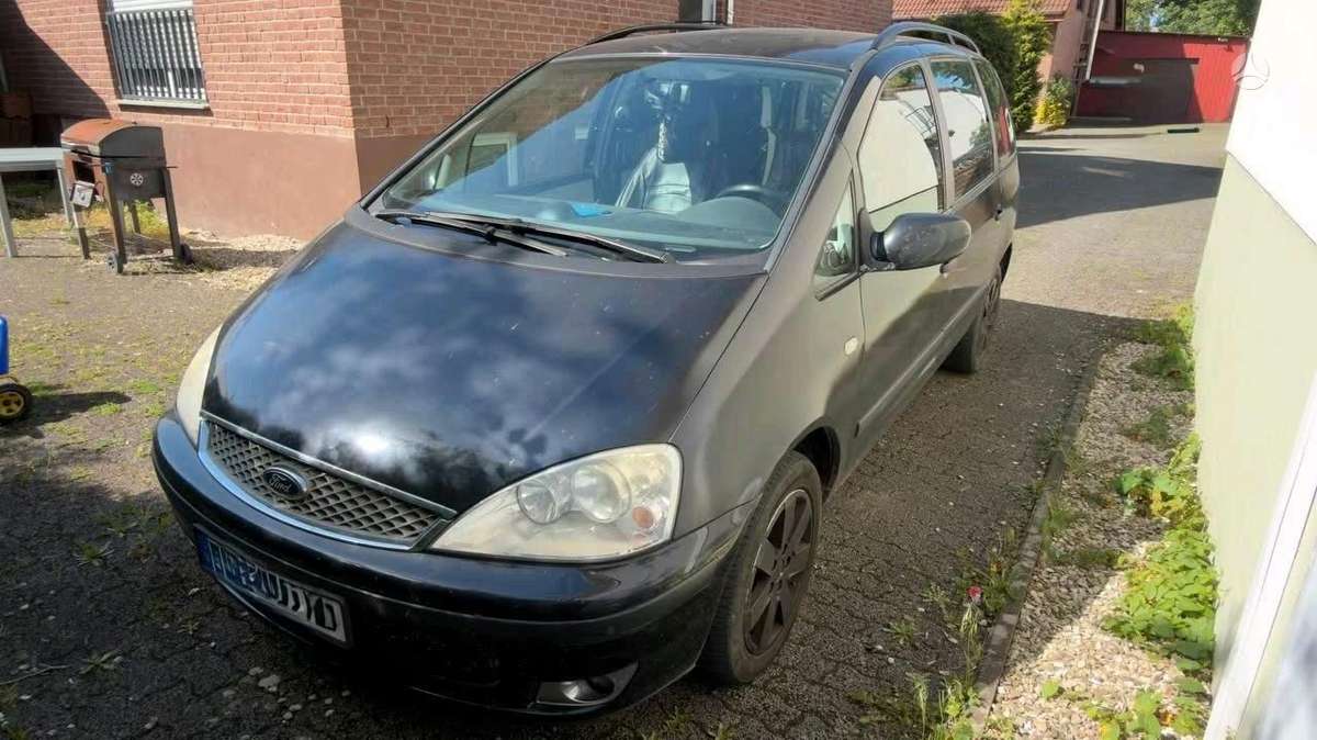 Ford Galaxy dalimis
