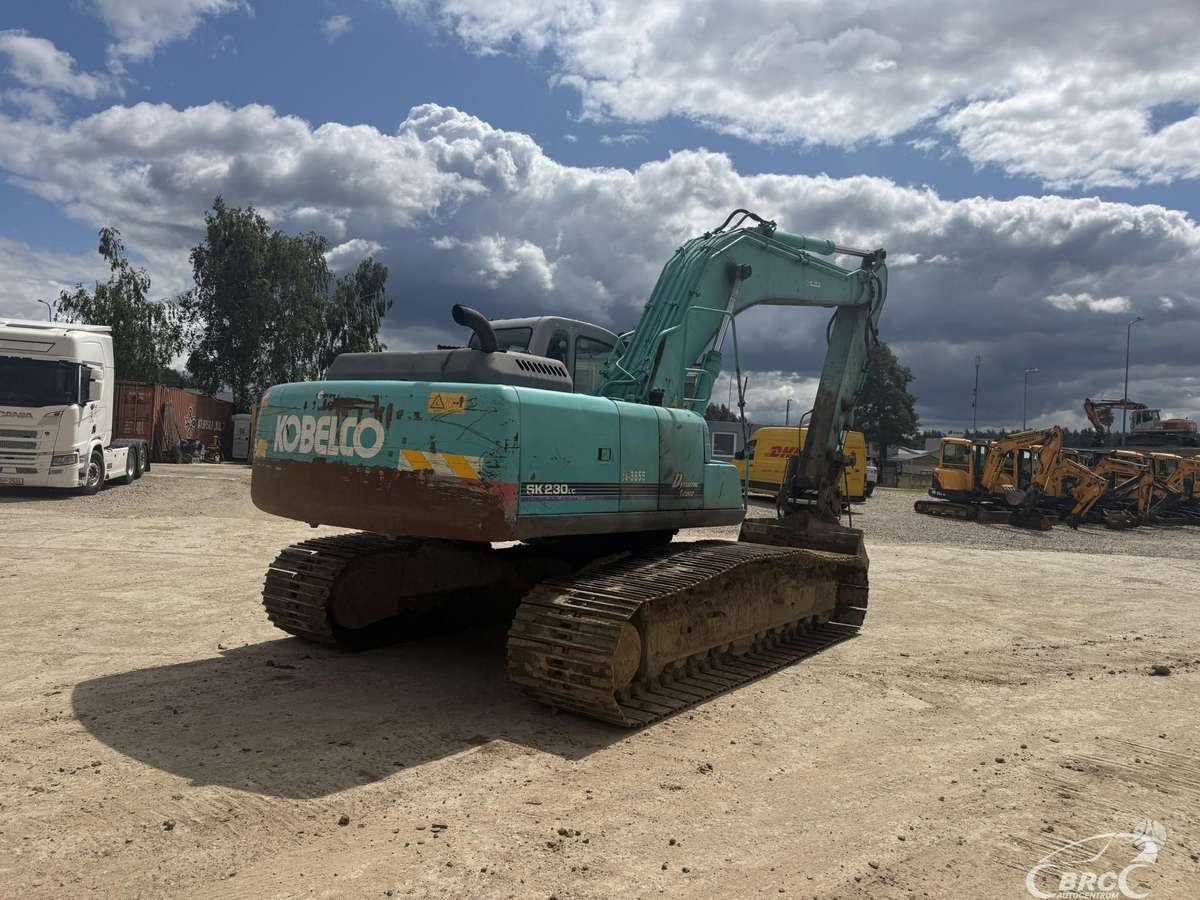 Kobelco SK230LC, экскаваторы