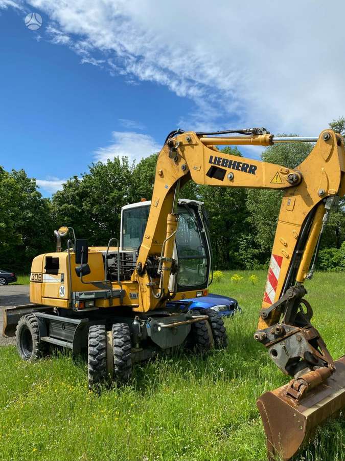 Liebherr A 309 Litronic, excavator