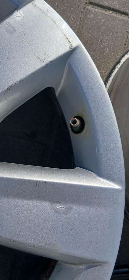 Volkswagen, light alloy, R17