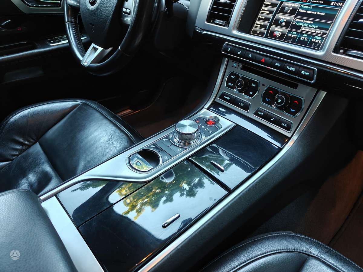 Jaguar XF, 3.0 l., Универсал