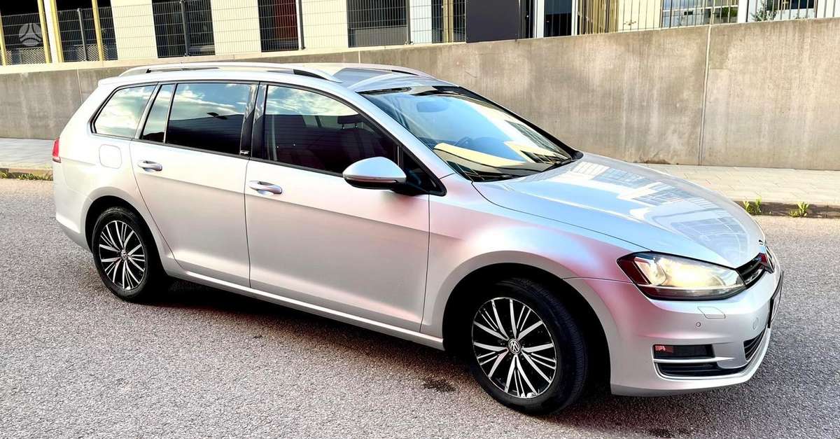 Volkswagen Golf - 4