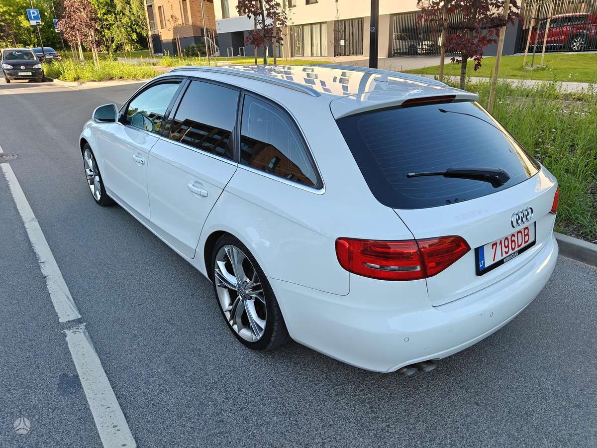 Audi A4, 2.0 l., Универсал