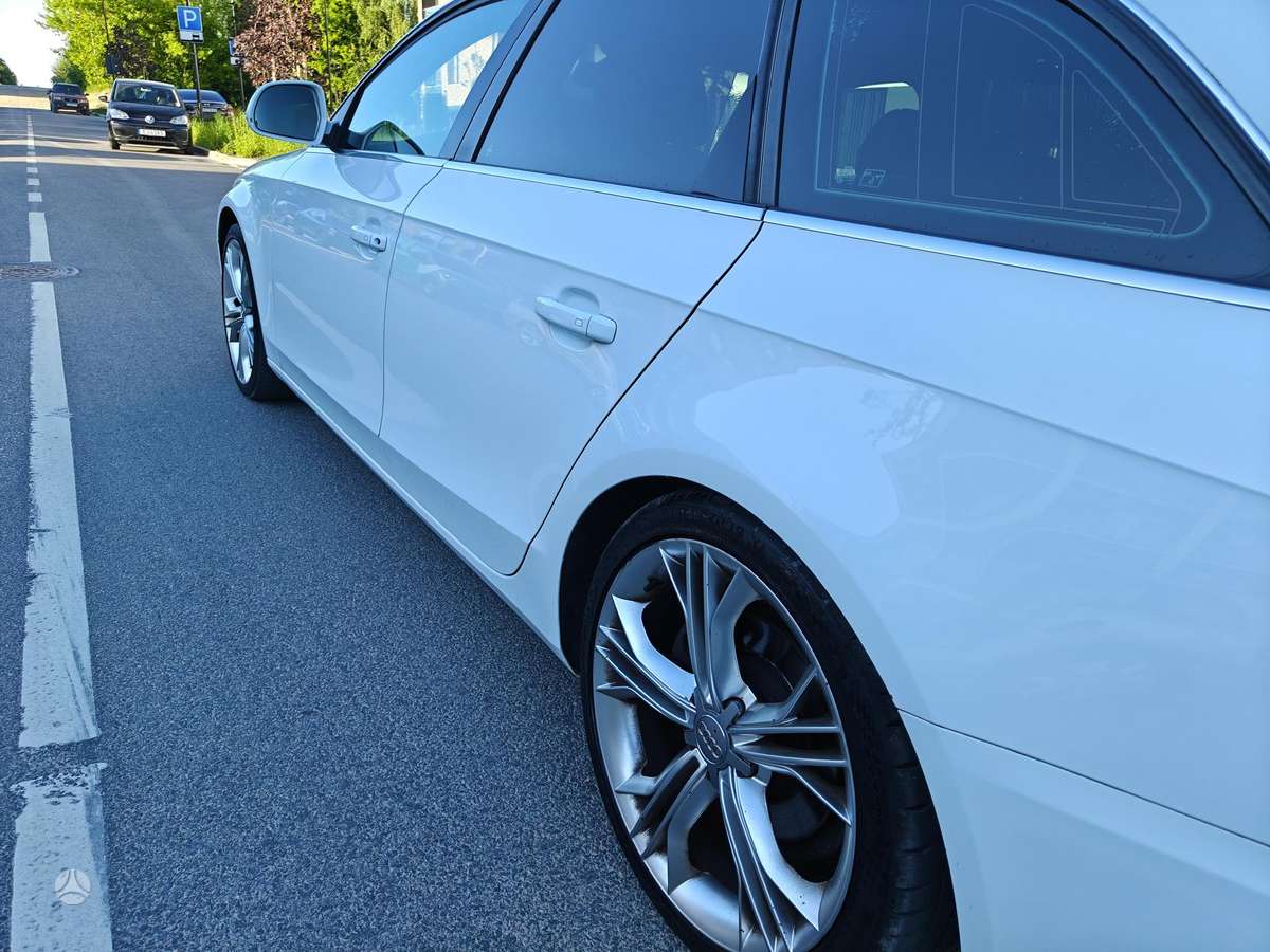 Audi A4, 2.0 l., Универсал