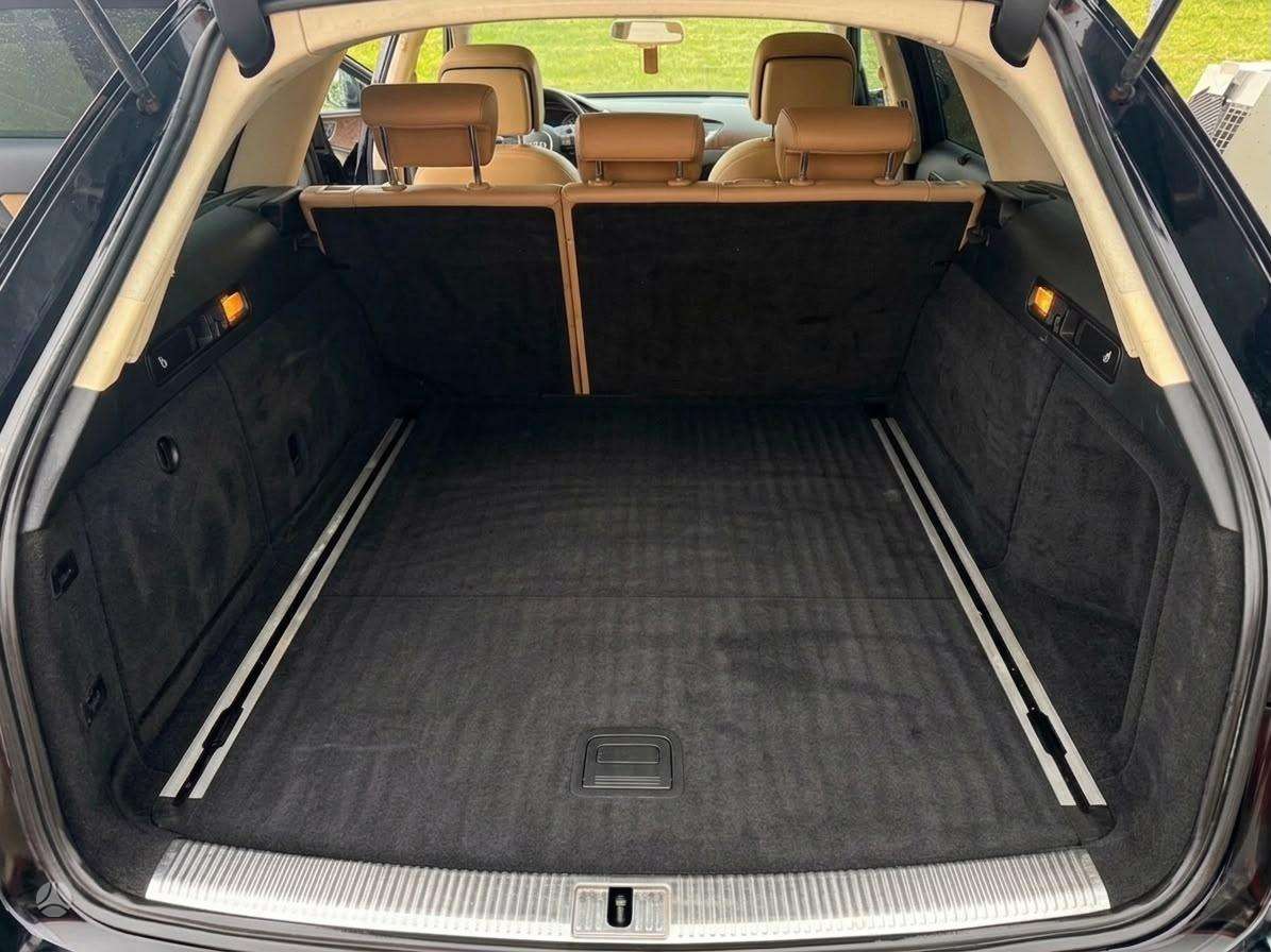 Audi A6 allroad, 3.0 l., Универсал
