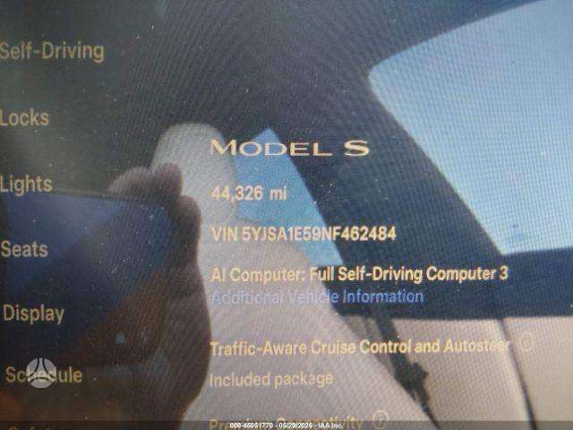 Tesla Model S, Седан