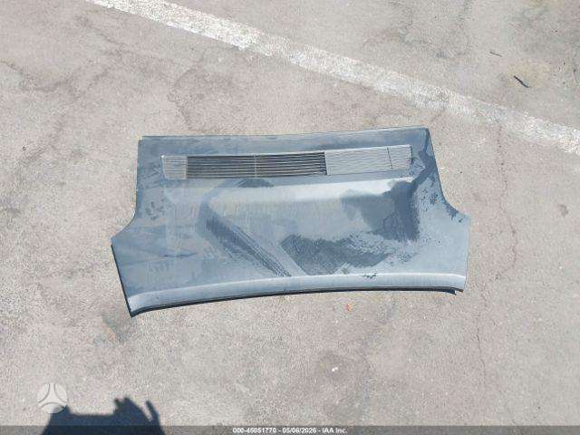 Tesla Model S, Седан