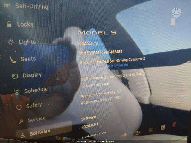 Tesla Model S, Седан