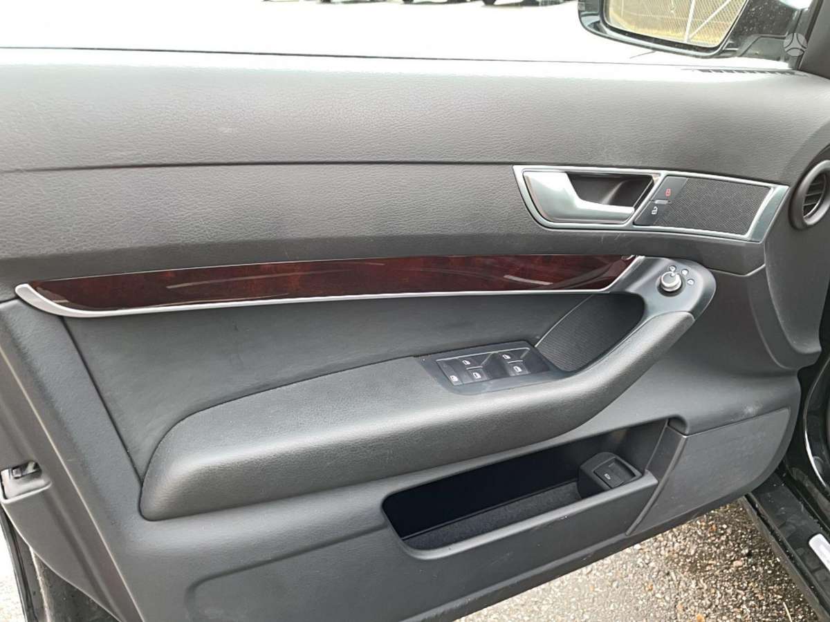 Audi A6, 2.8 l., Седан