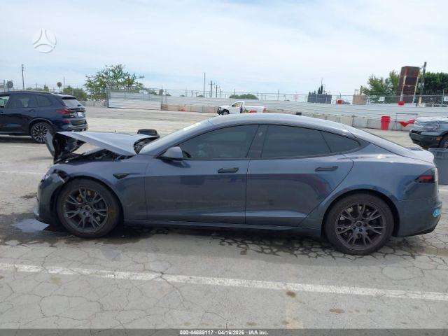 Tesla Model S, saloon / sedan