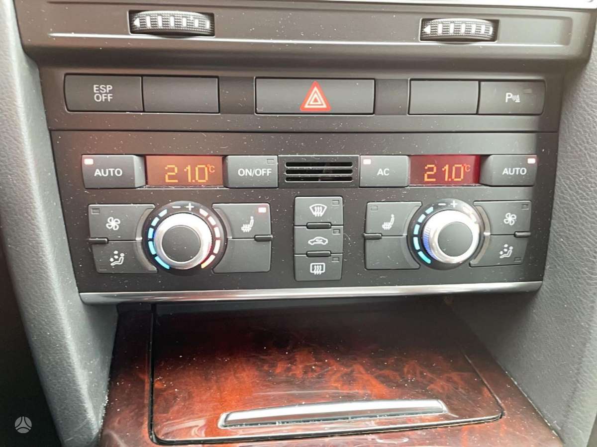 Audi A6, 2.8 l., Седан