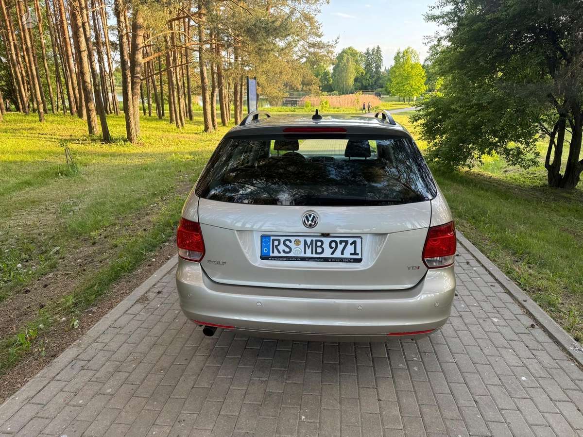 Volkswagen Golf, 1.6 l., Универсал
