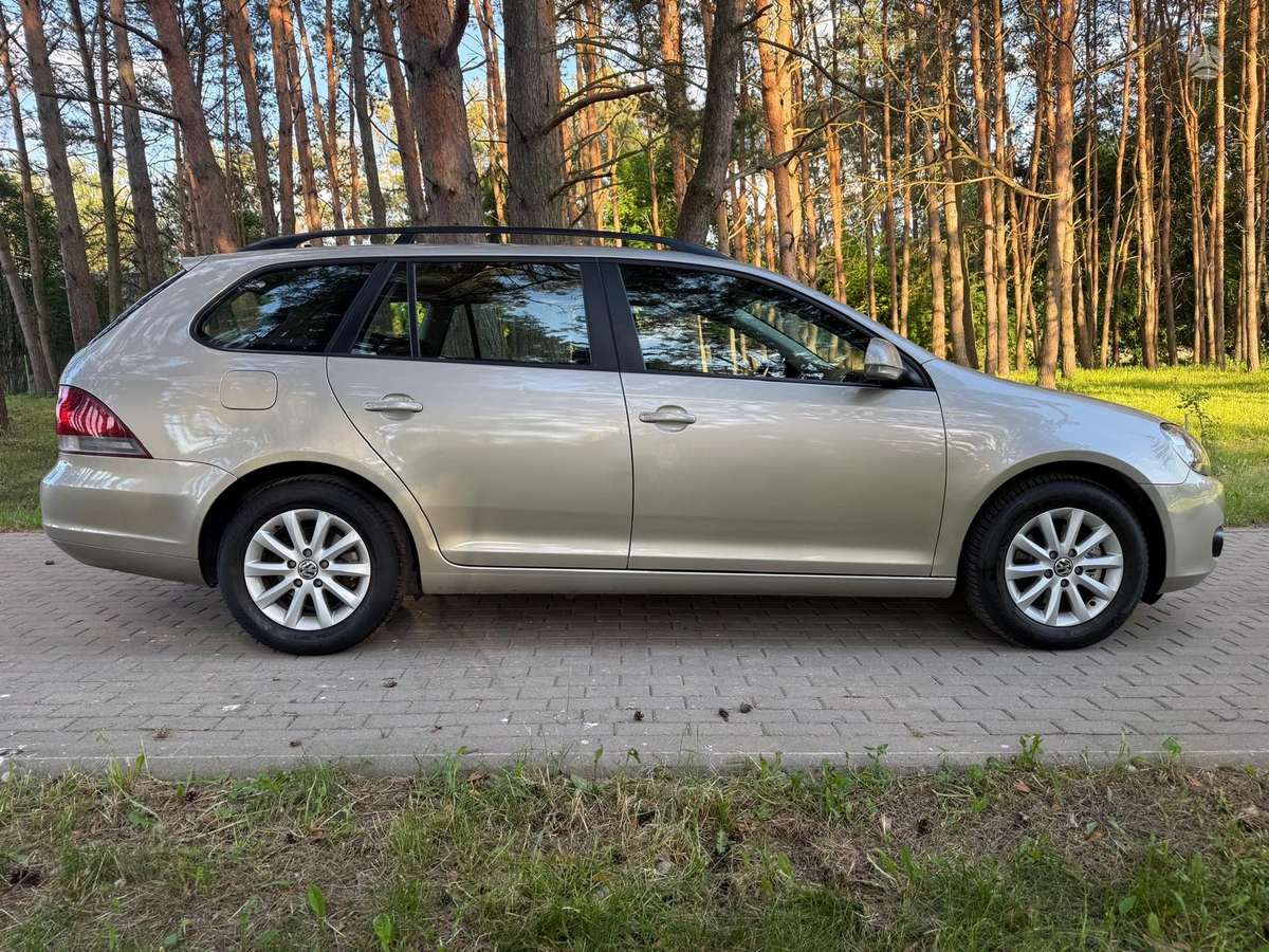 Volkswagen Golf, 1.6 l., Универсал