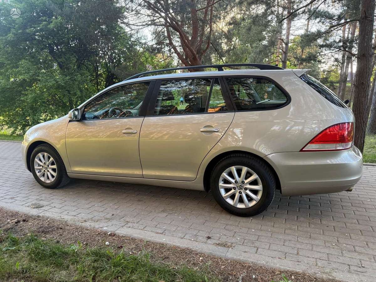 Volkswagen Golf, 1.6 l., Универсал