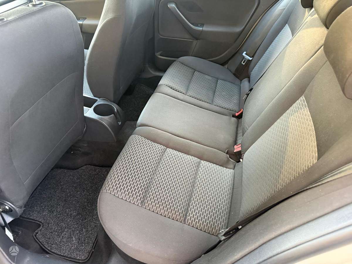 Volkswagen Golf, 1.6 l., Универсал