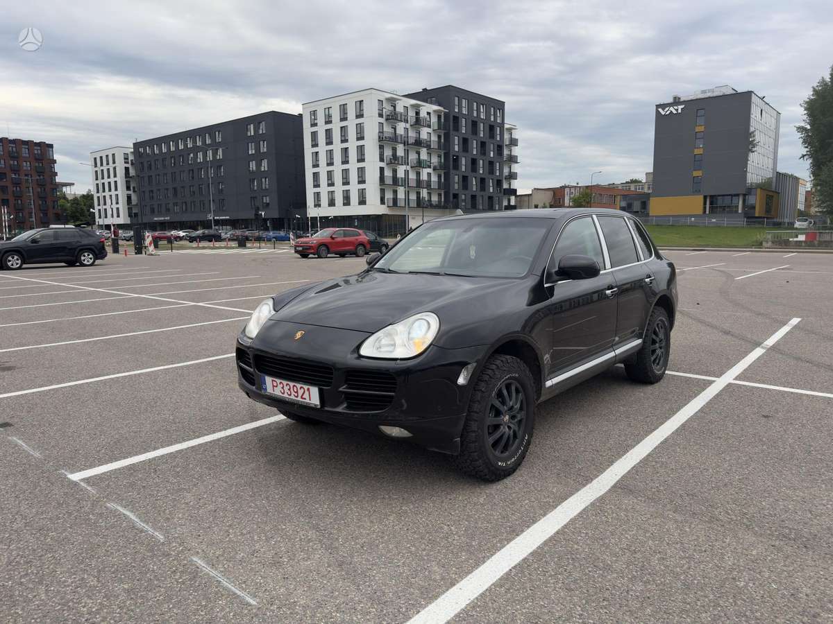 Porsche Cayenne - 2