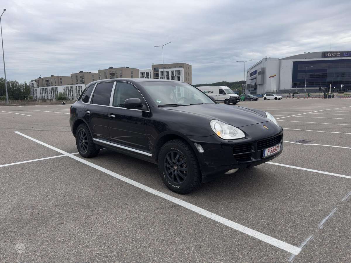 Porsche Cayenne - 3