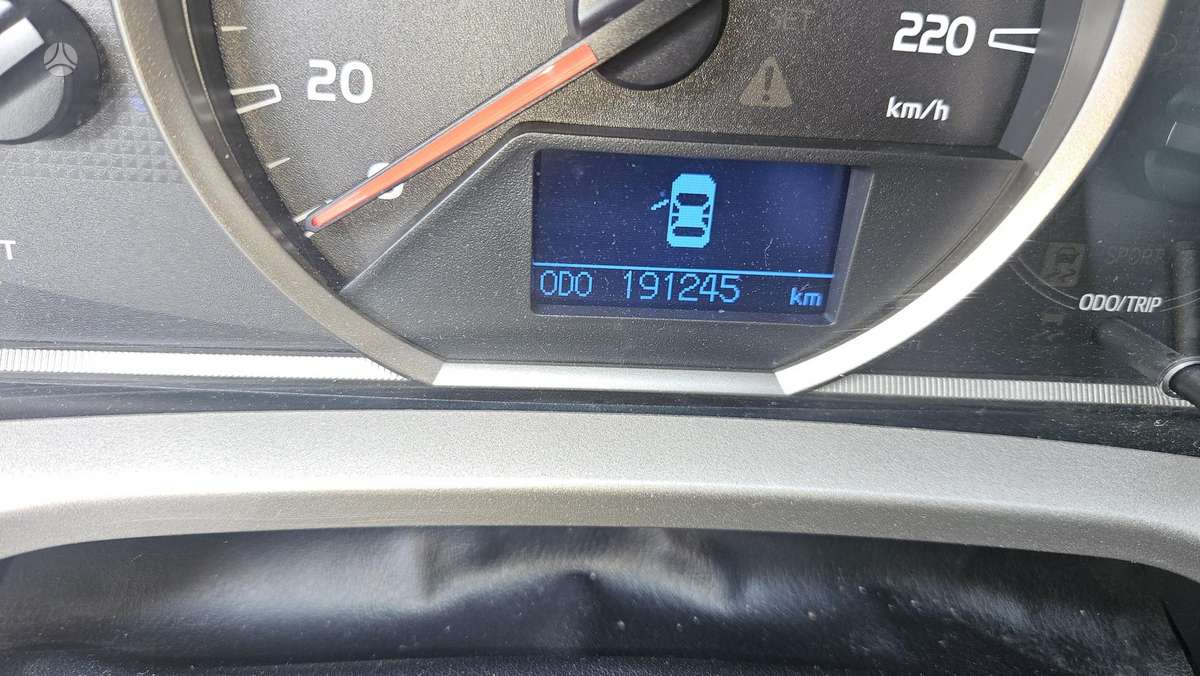 Toyota RAV4 - 10