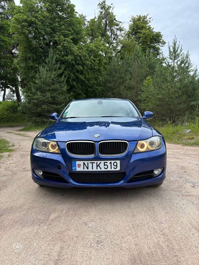BMW 318, 2.0 l., universalas