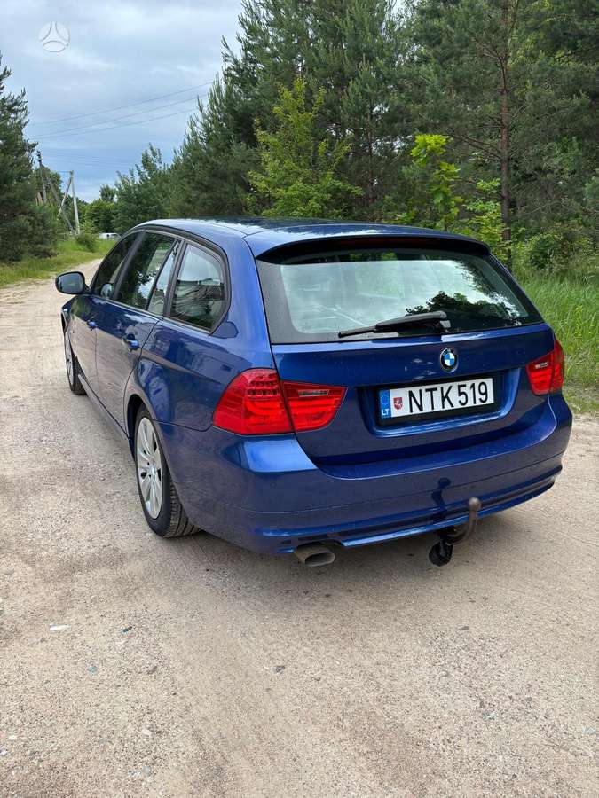BMW 318, 2.0 l., universalas