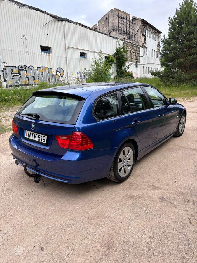 BMW 318, 2.0 l., Универсал