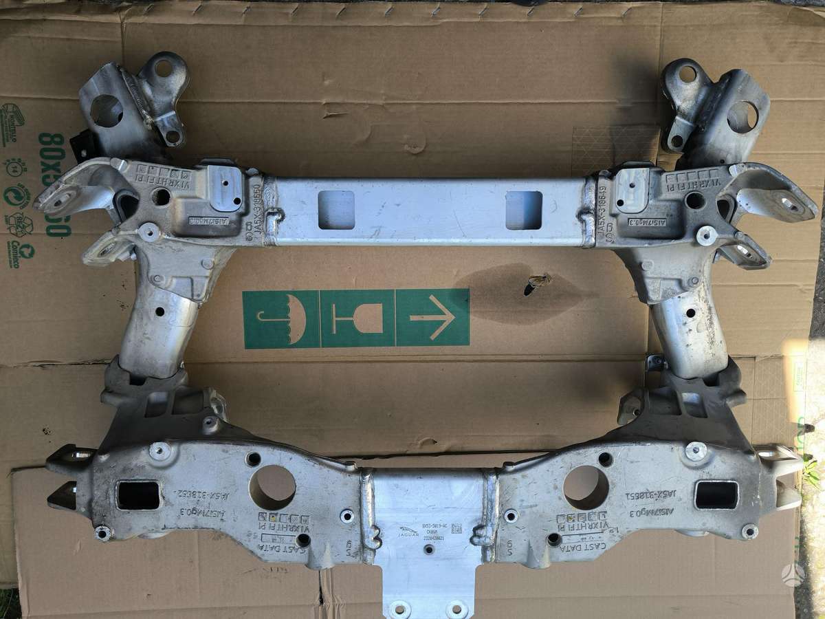 Jaguar F-Type body parts