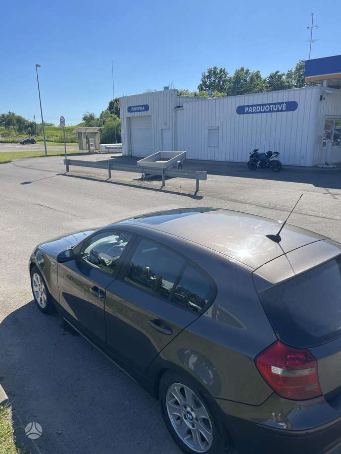 BMW 120, 2.0 l., hatchback