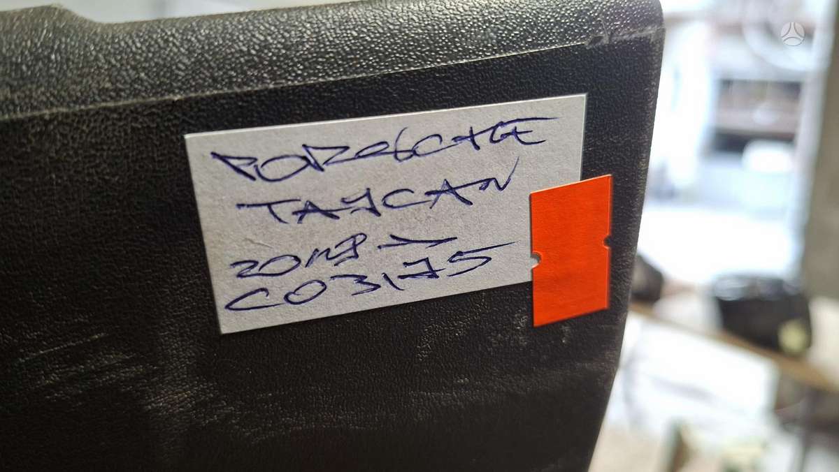 Porsche Taycan, 9J0807983, Cen34063