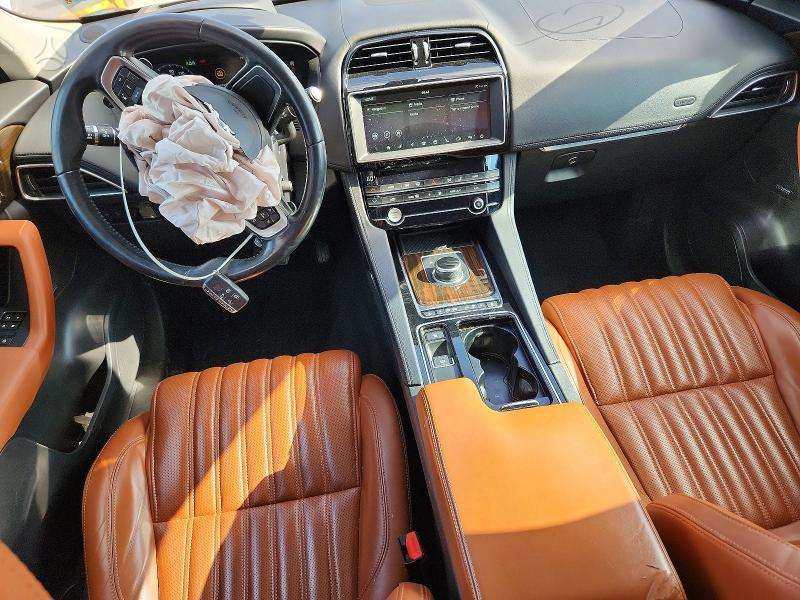 Jaguar XE, 2.0 l., Седан