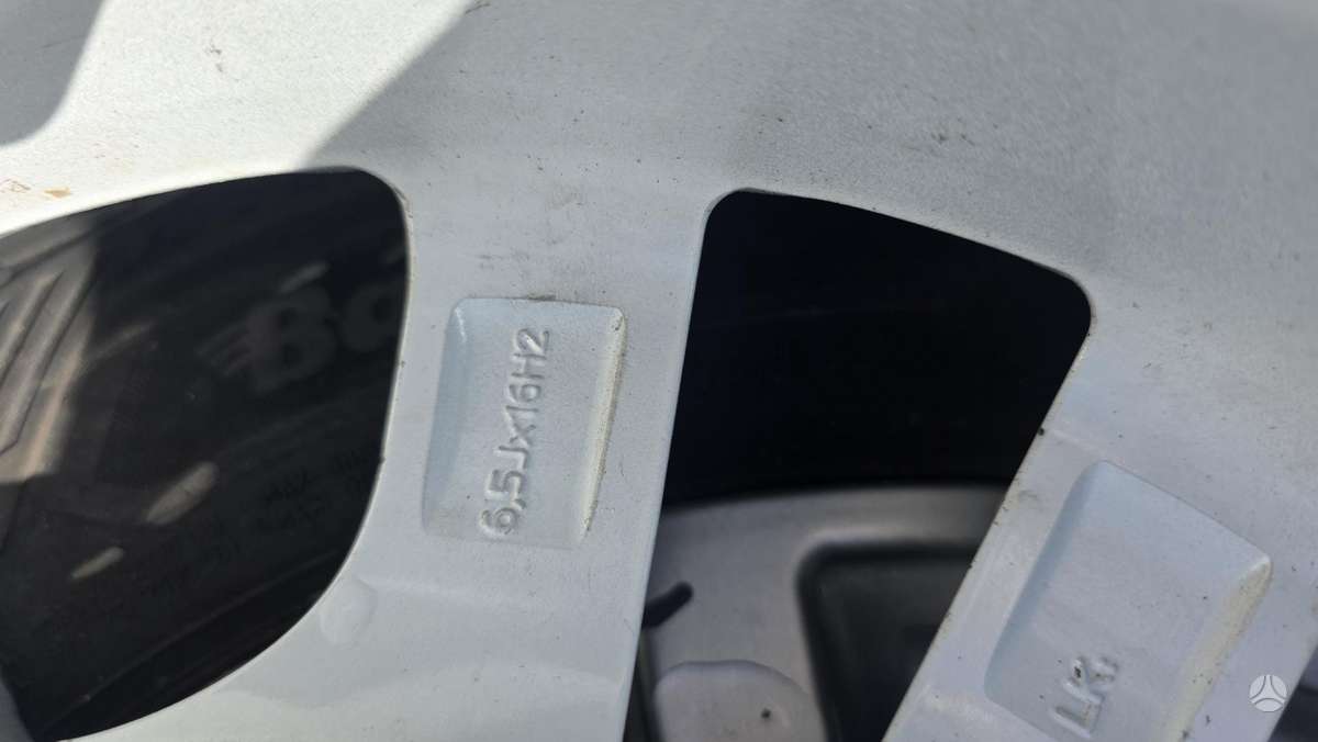 Ford Transit, lengvojo lydinio, R16