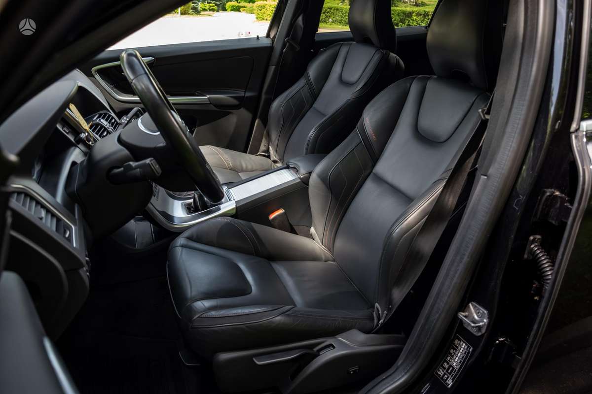 Volvo XC60 - 11