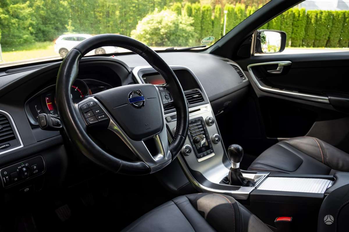 Volvo XC60 - 10