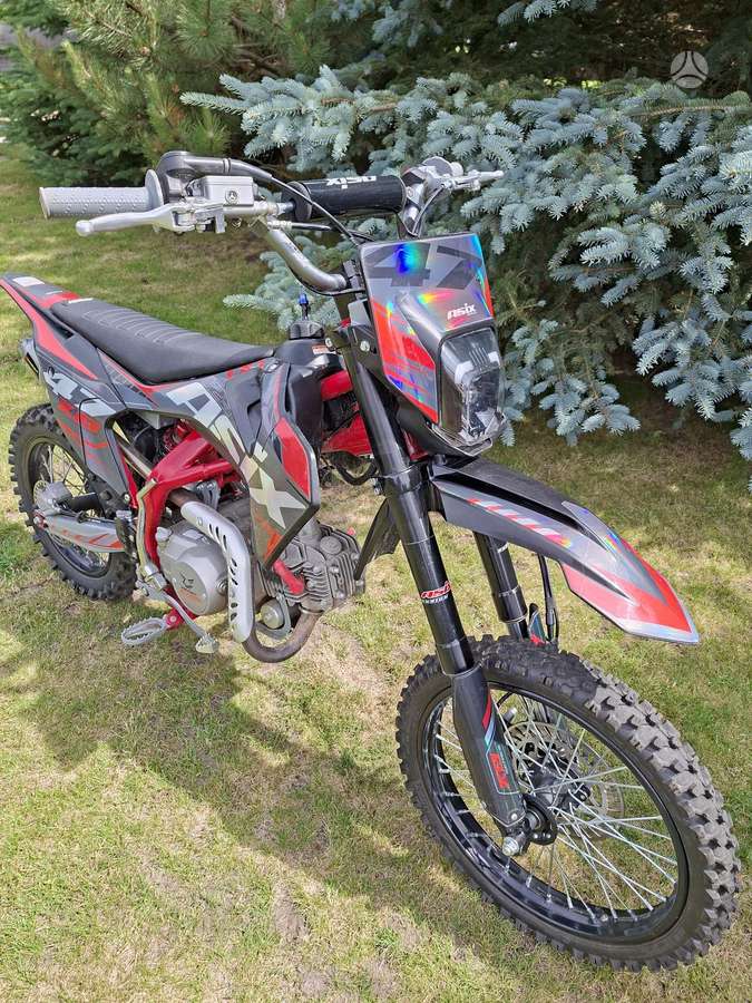 Asix XB-47 125cc, motocross